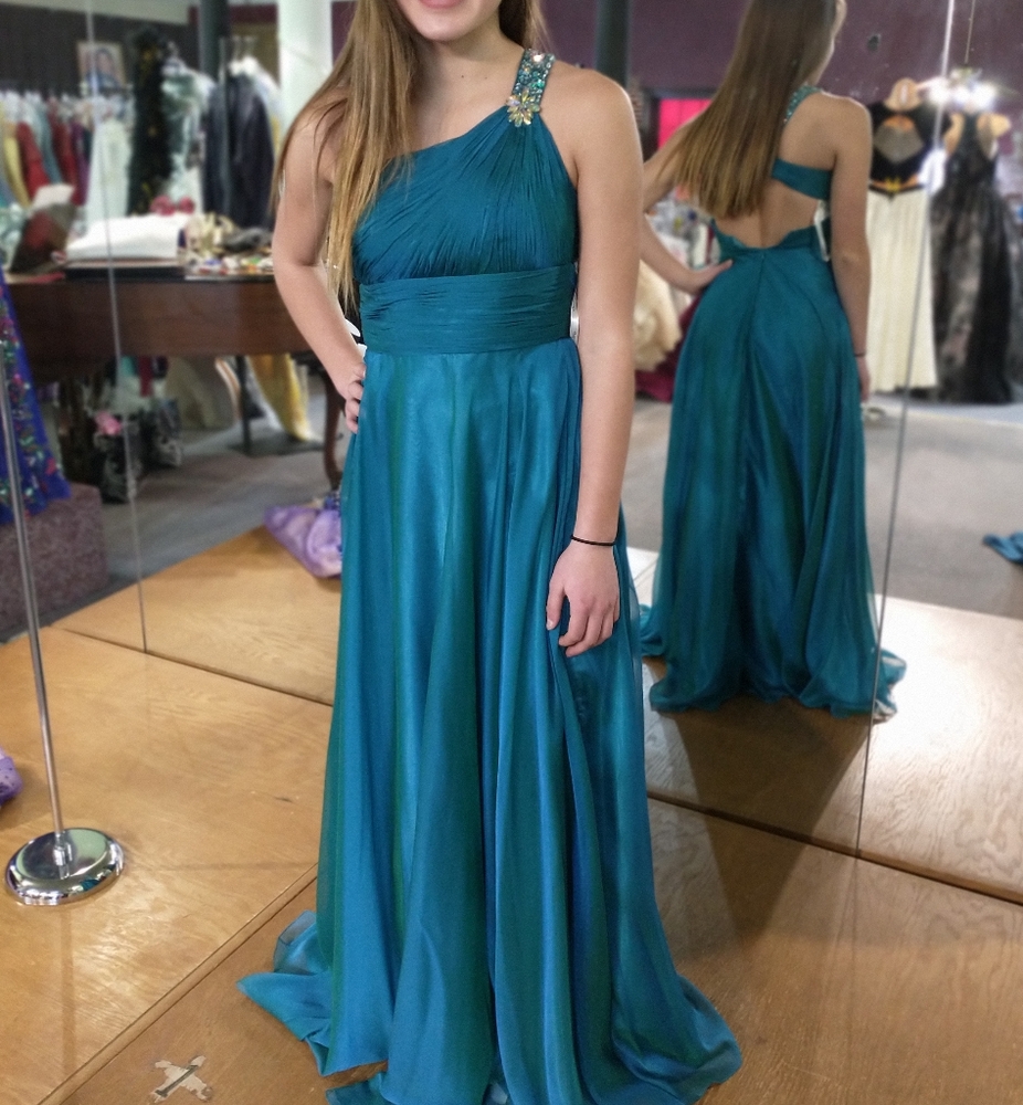 Studio 17  evening gown
